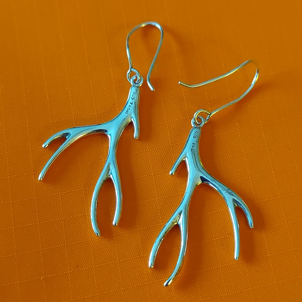 Elegant Sterling Silver Antler Earrings - Picture 4 of 12